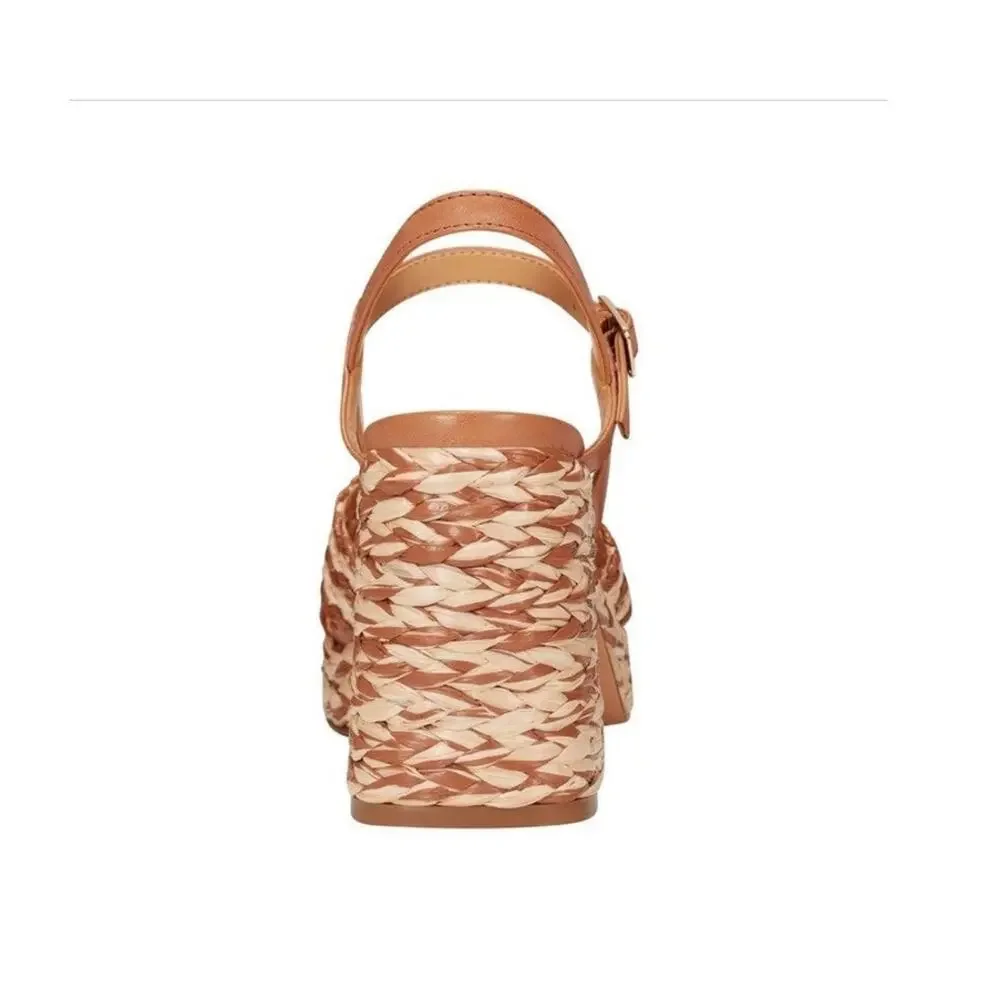 Marc Fisher retail $150